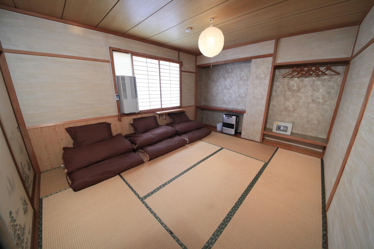The Takayama Station Hostel Εξωτερικό φωτογραφία